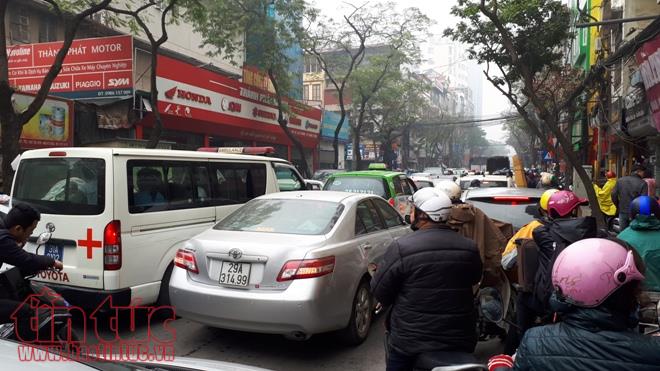 Các trục đường ra vành đai Hà Nội xuất hiện nhiều điểm ùn tắc ảnh 7
